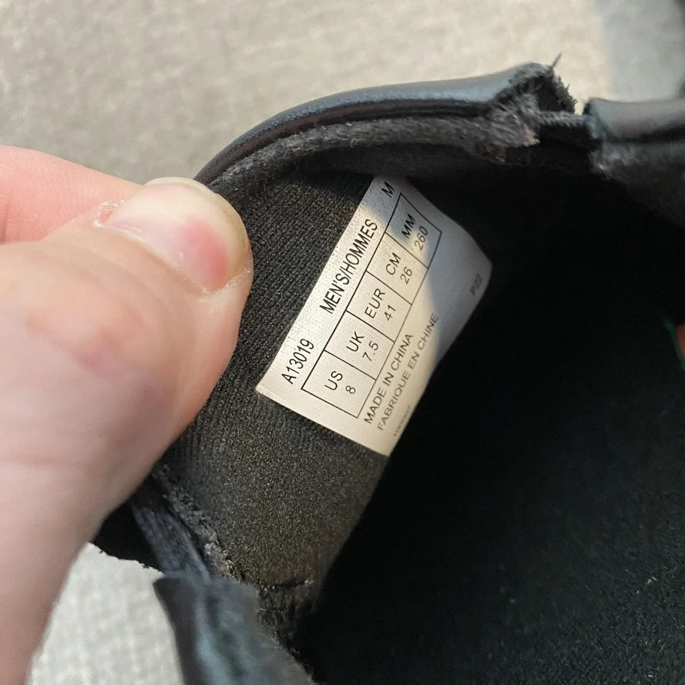 Rockport pre owned